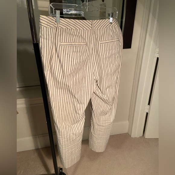 Cabi tick tick crop- Sz. 14- Spring ‘18 collection - Picture 8 of 8